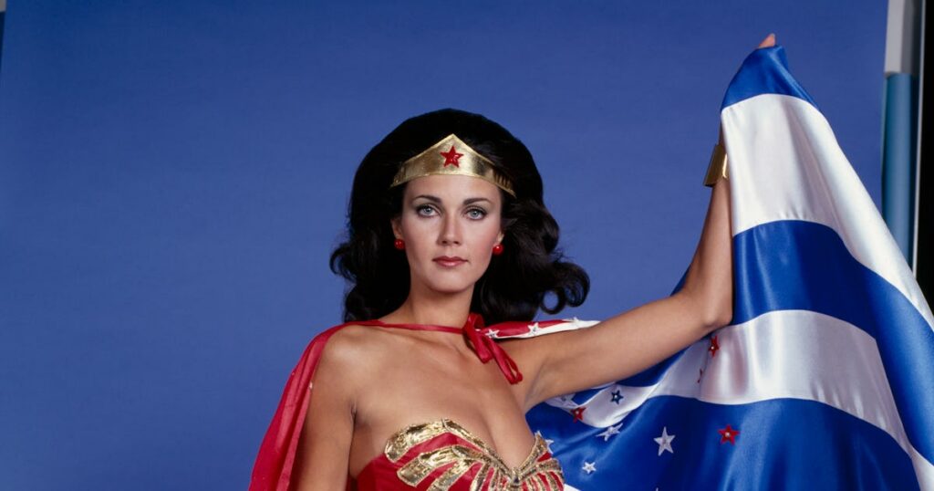 4 Reasons Leigh Bardugo is the Perfect Person to Write 'Wonder Woman' from Bustle.
