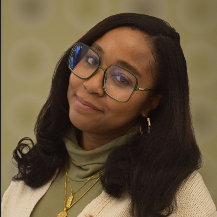 Jenniea Carter_headshot_photo credit Kristen Buck